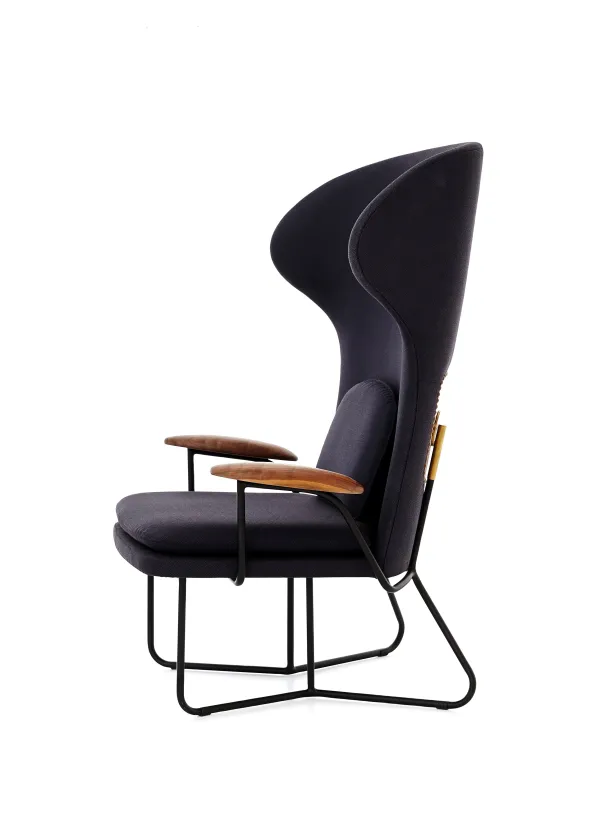 Chillax Highback loungestol i valnød, Main Line Flax 28 fra Stellar Works