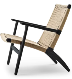 CH25 Loungestol, eg sortmalet med naturflet af Hans J. Wegner