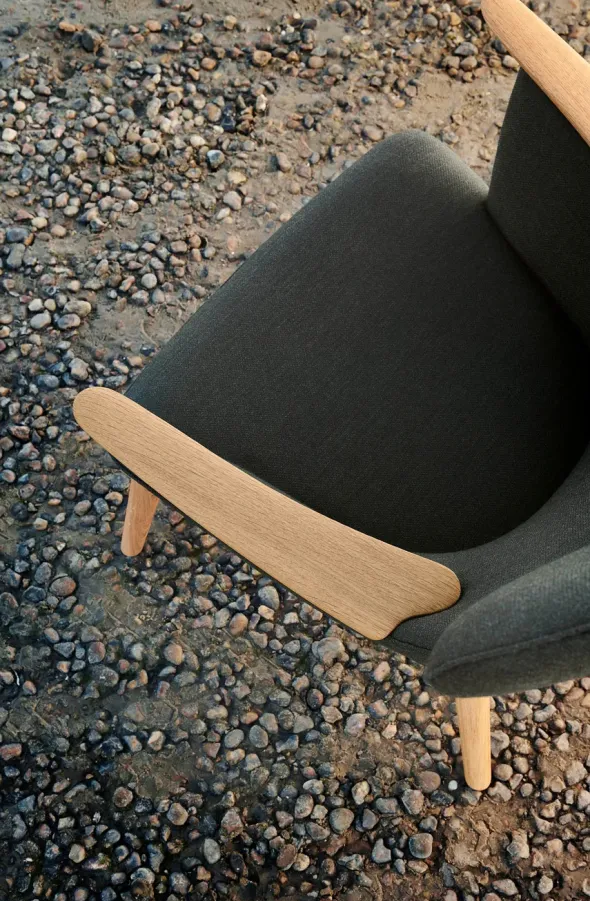 CH78 Mama Bear af Hans J. Wegner