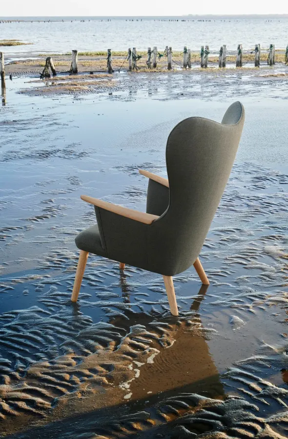 CH78 Mama Bear af Hans J. Wegner