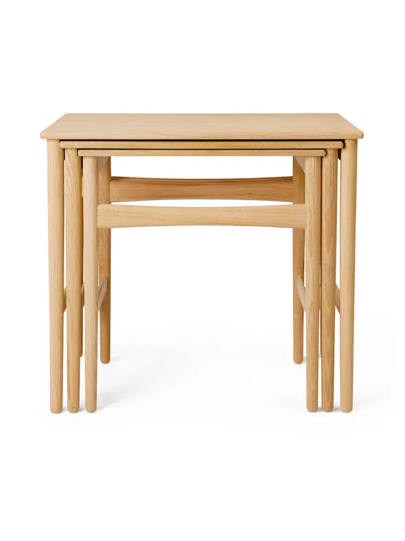 CH004 Nesting Tables fra Carl Hansen & Søn