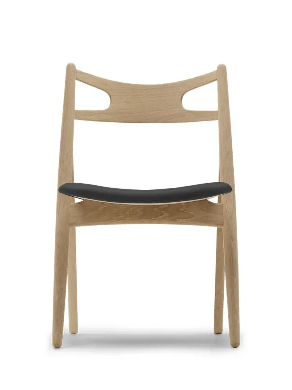 CH29 Savbukstolen i eg af Hans J. Wegner