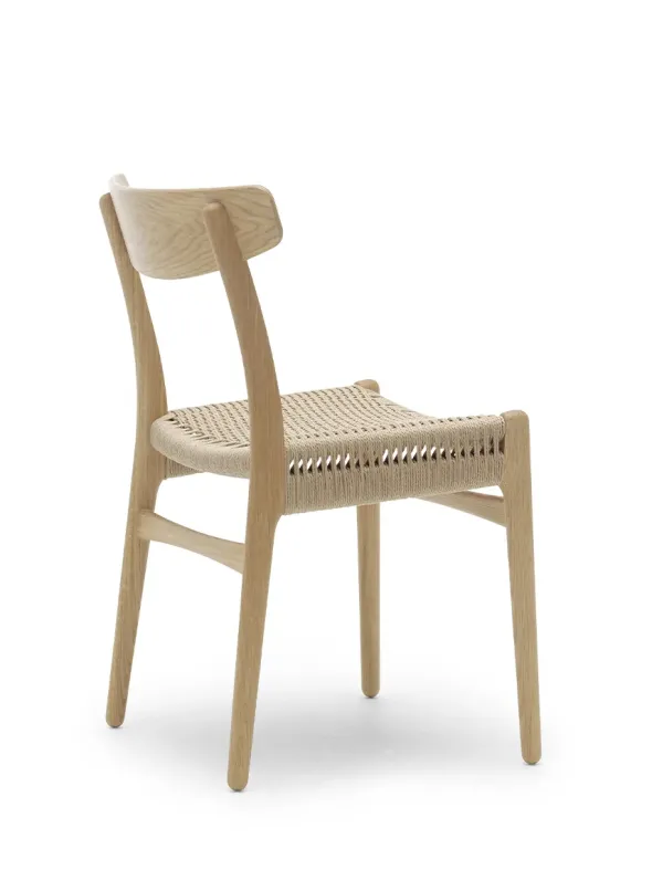 CH23 Spisestol, eg olie af Hans J. Wegner