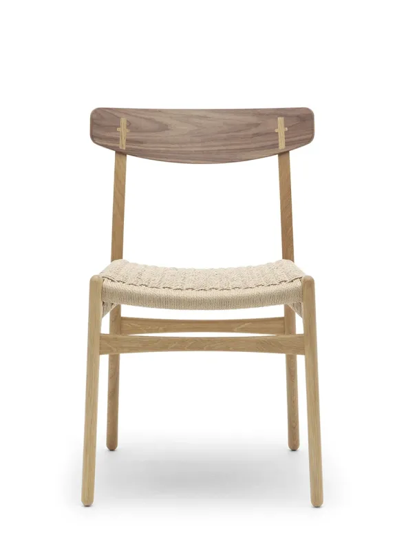 CH23 Spisestol, eg/valnød olie af Hans J. Wegner