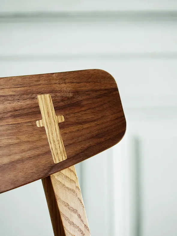 CH23 Spisestol, eg/valnød olie af Hans J. Wegner