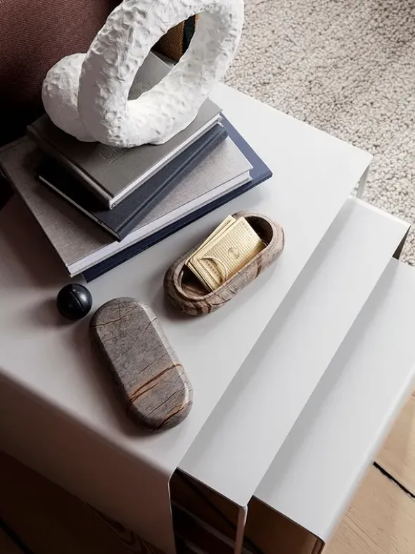 Cluster tables fra Ferm Living
