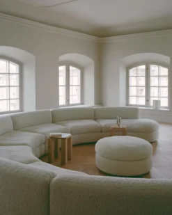 Coda sofa, configuration 8 Dark Zink fra New Works