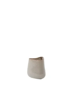 Collect Ceramic Vases fra &Tradition