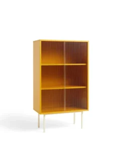 Colour Cabinet, tall med glasdøre fra Hay