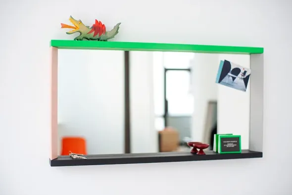 Colour Frame Mirror, medium fra Vitra