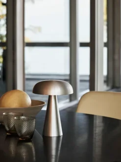 Como Bordlampe SC53, aluminium fra &Tradition
