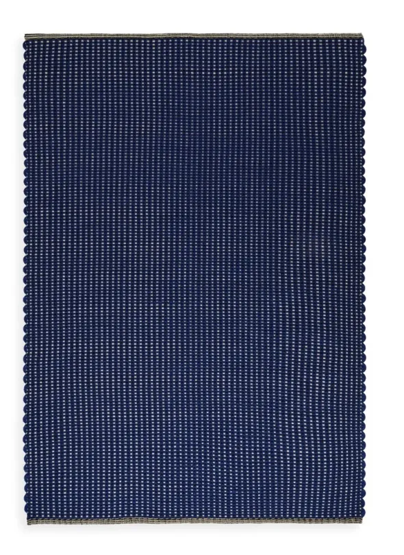 Cord ultramarine blue gulvtæppe fra Tom Dixon