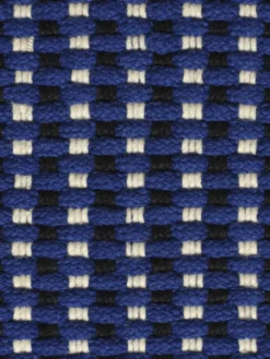 Cord ultramarine blue gulvtæppe fra Tom Dixon