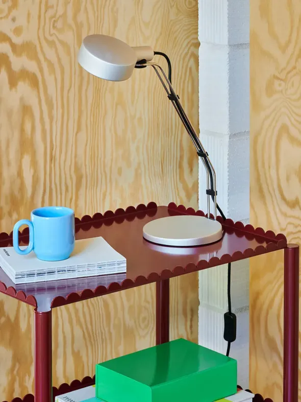 Cupola Desk Lamp fra Hay