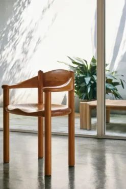 Daumiller Armchair fra GUBI