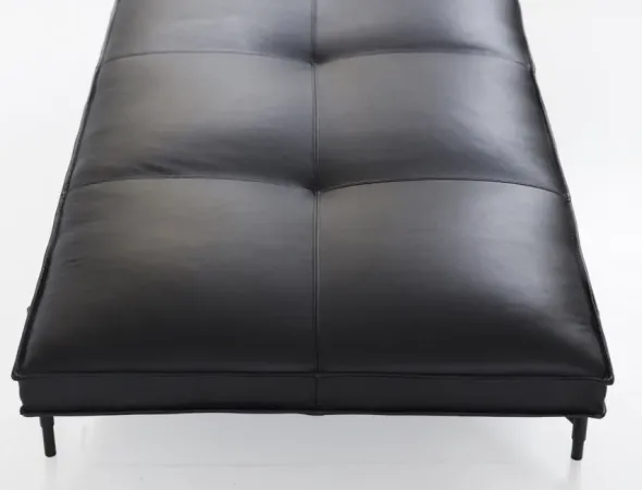 Daybed, sort læder fra HANDVÄRK