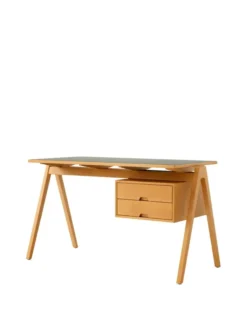 Daystak Desk RD3 fra &Tradition