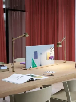Dedicate L2 Bordlampe fra Muuto