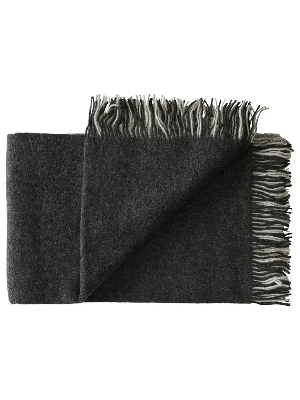Drejø Plaid, grey mix fra Silkeborg Uldspinderi
