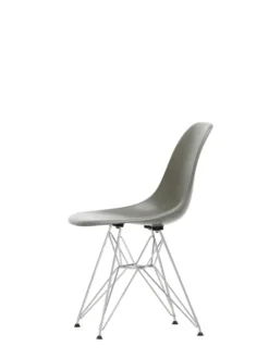 Eames Fiberglass Chair DSR, krom fra Vitra