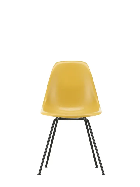 Eames Fiberglass Chair DSX, sortlakeret fra Vitra