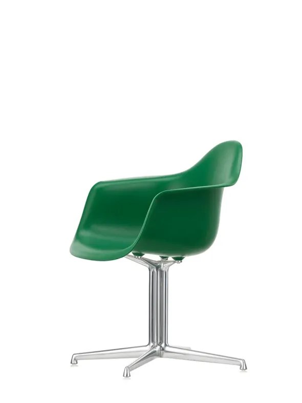 Eames Plastic Armchair DAL fra Vitra