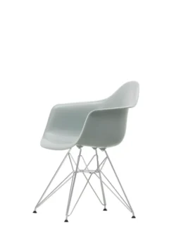 Eames Plastic Armchair DAR, forkromet fra Vitra
