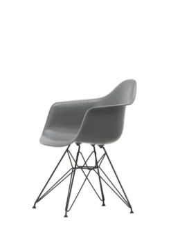Eames Plastic Armchair DAR, sort pulverlakering fra Vitra