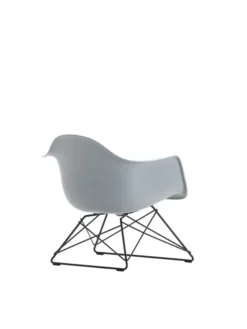 Eames Plastic Armchair LAR, sortlakeret fra Vitra
