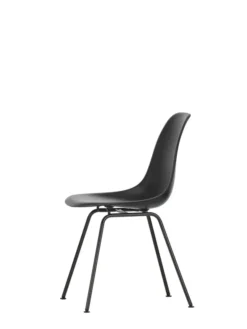 Eames Plastic Side Chair DSX, sort pulverlakeret fra Vitra