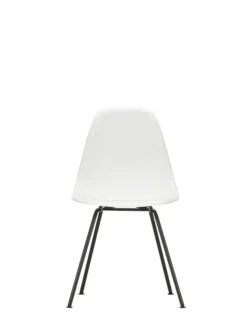 Eames Plastic Side Chair DSX, sort pulverlakeret fra Vitra