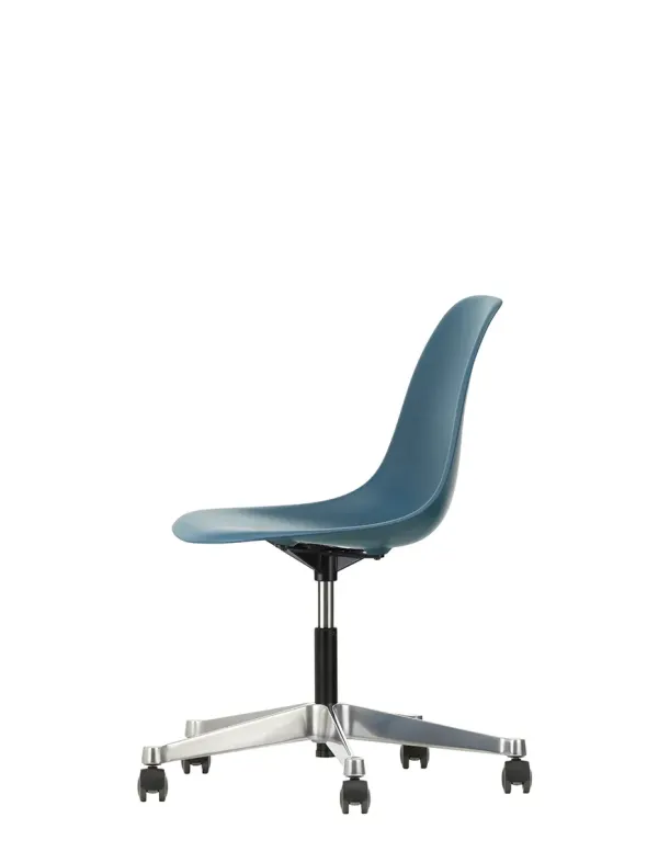 Eames Plastic Side Chair PSCC fra Vitra