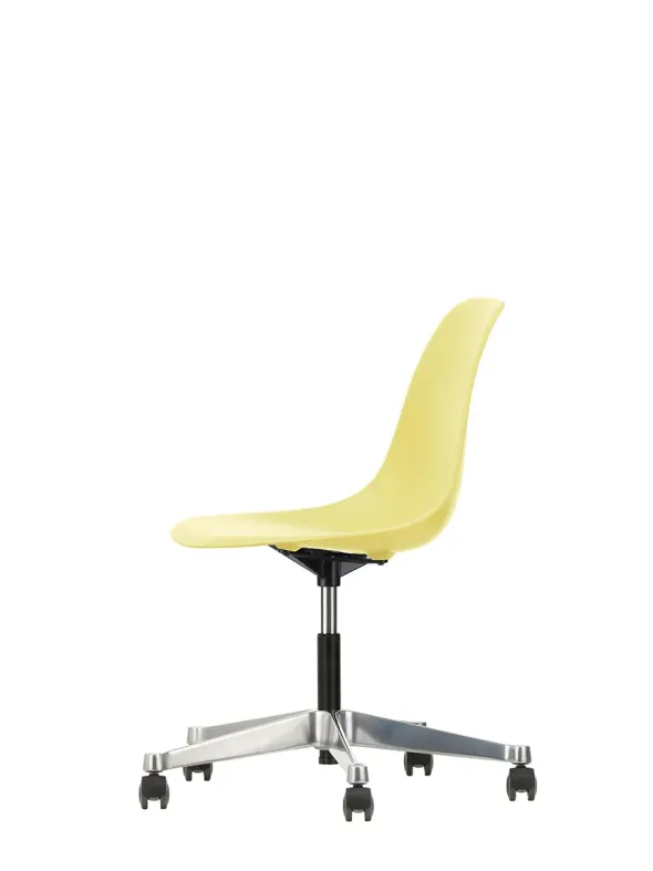 Eames Plastic Side Chair PSCC fra Vitra