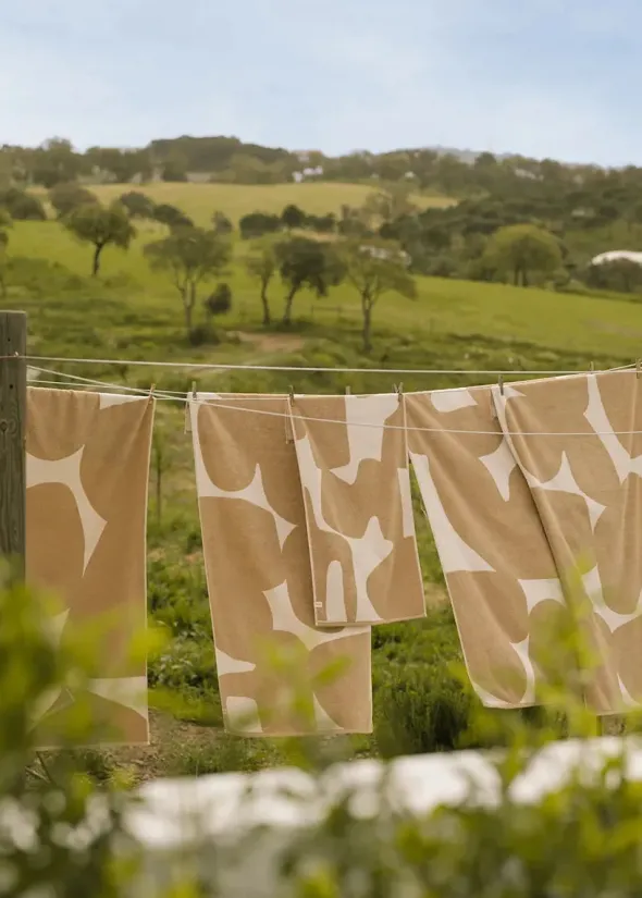 Ebb Beach Towel fra Ferm Living