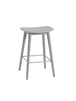 Fiber Bar Stool Wood fra Muuto