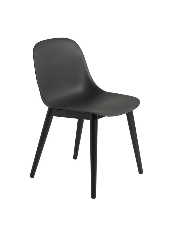 Fiber side chair wood fra Muuto