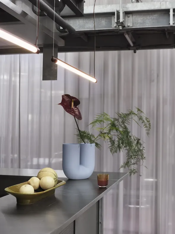 Fine Suspension Lamp, 90 cm fra Muuto