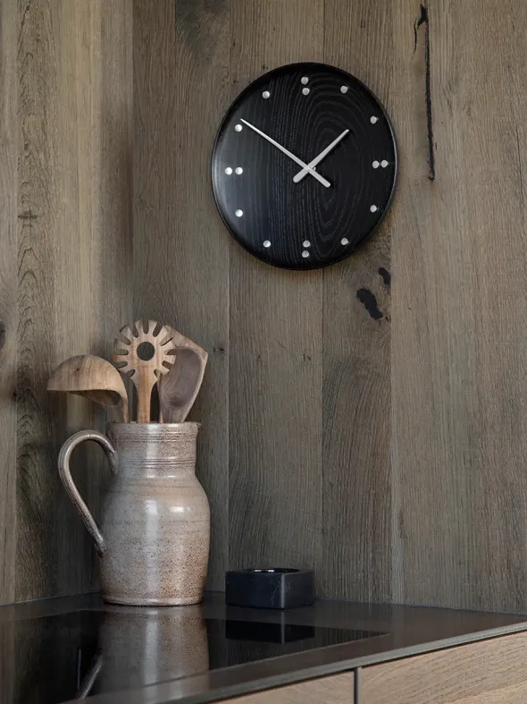 FJ Clock af Finn Juhl