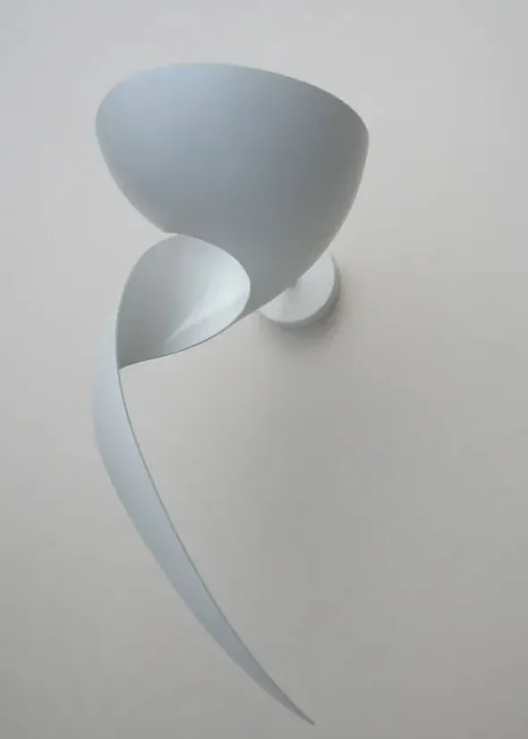 Flame Small Wall Lamp af Serge Mouille