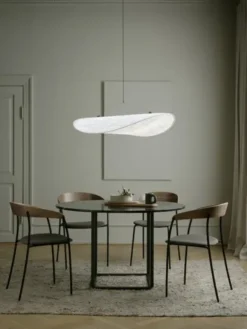 Florence spisebord Ø120, black marquina fra New Works