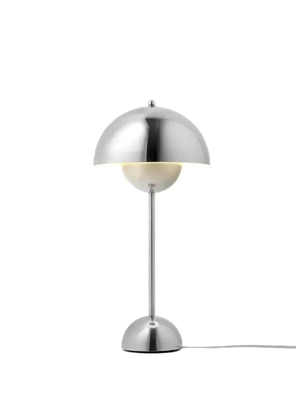Flowerpot VP3 bordlampe af Verner Panton