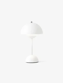 Flowerpot VP9 portable bordlampe af Verner Panton