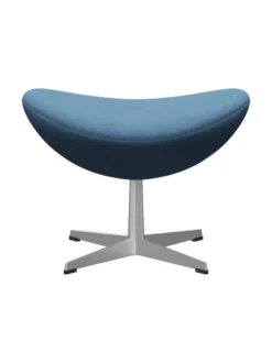 3127 Fodskammel til Ægget af Arne Jacobsen stofgr. 2