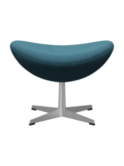 3127 Fodskammel til Ægget af Arne Jacobsen stofgr. 2
