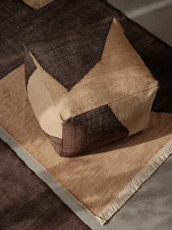 Forene Square Pouf fra Ferm Living