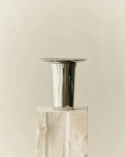 Fountain Vase 01 fra Louise Roe