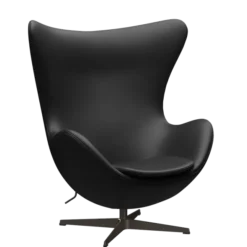3316 Ægget loungestol, stel i brown bronze af Arne Jacobsen