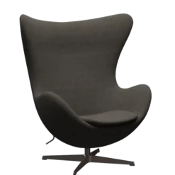 3316 Ægget loungestol, stel i brown bronze af Arne Jacobsen