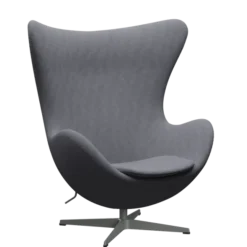 3316 Ægget loungestol, stel i silver grey af Arne Jacobsen