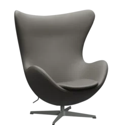 3316 Ægget loungestol, stel i silver grey af Arne Jacobsen